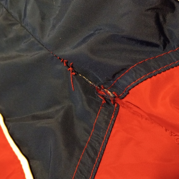 Vintage Tommy Hilfiger Wind Breaker - Picture 9 of 10